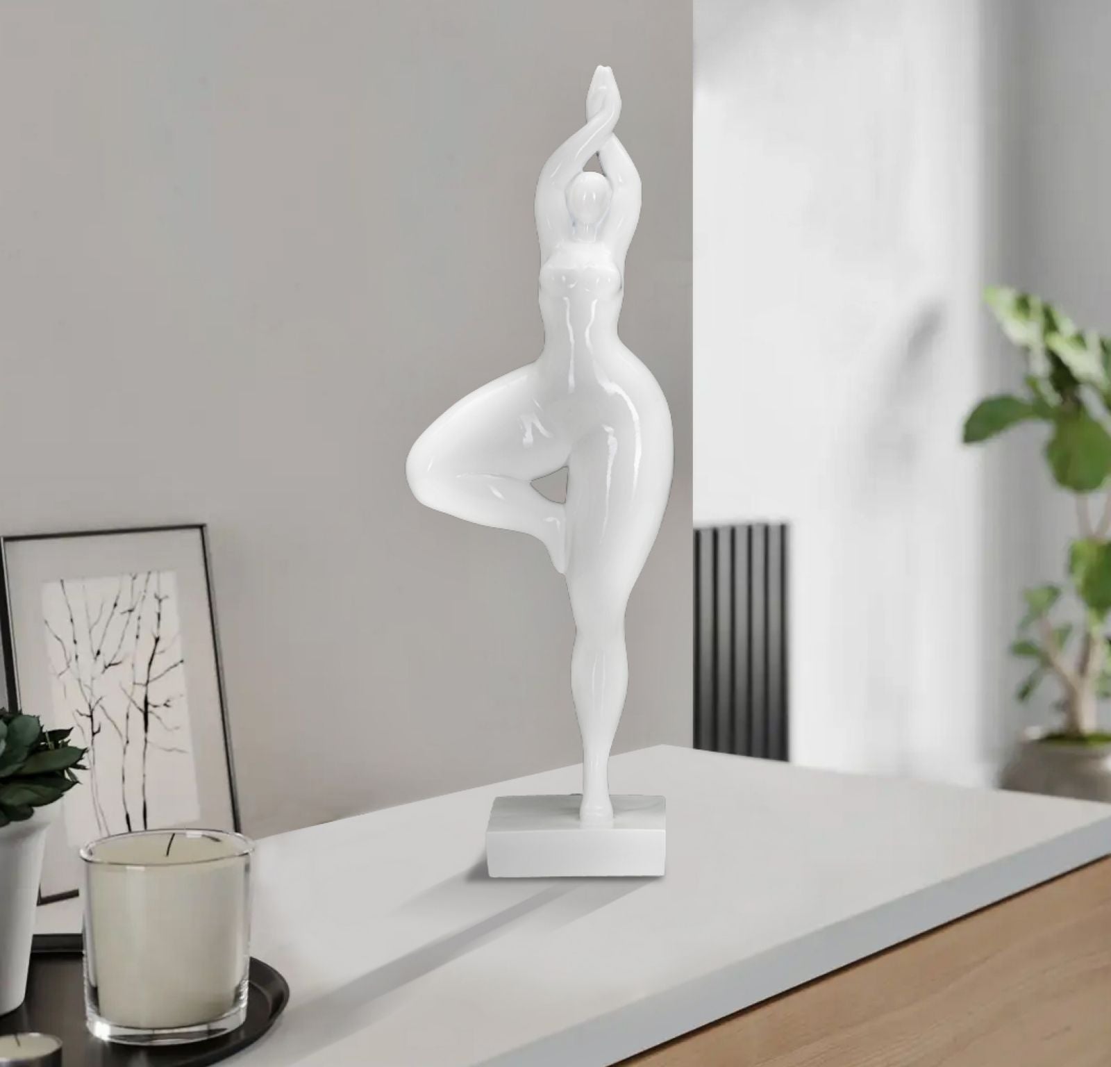 Donnina Yoga Balance Figur Weiss Resina Glam Dekoobjekt
