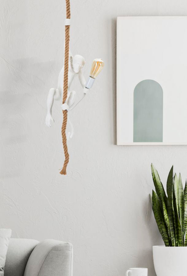 Monkey Hängelampe Weiß 145 cm – Affenlampe aus Harz mit Kordel und E27-Fassung
