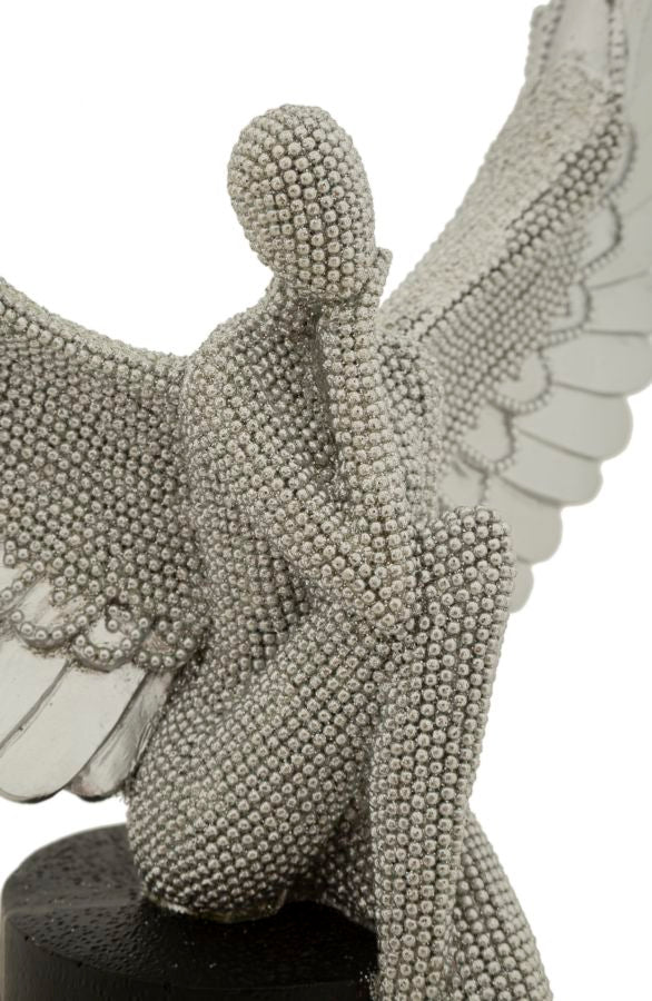 Skulptur Angel Serenity – Sitzender Engel mit Flügeln in Silber 34cm