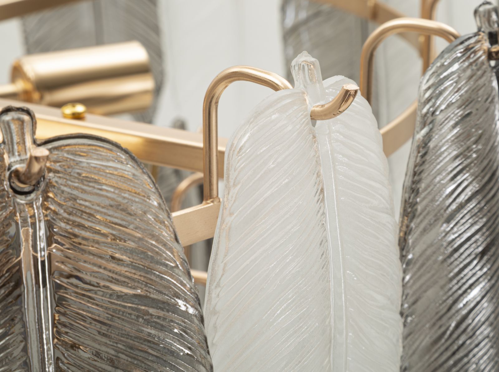 Deckenleuchte Leafy rund 60x87 cm aus Metall und Glas