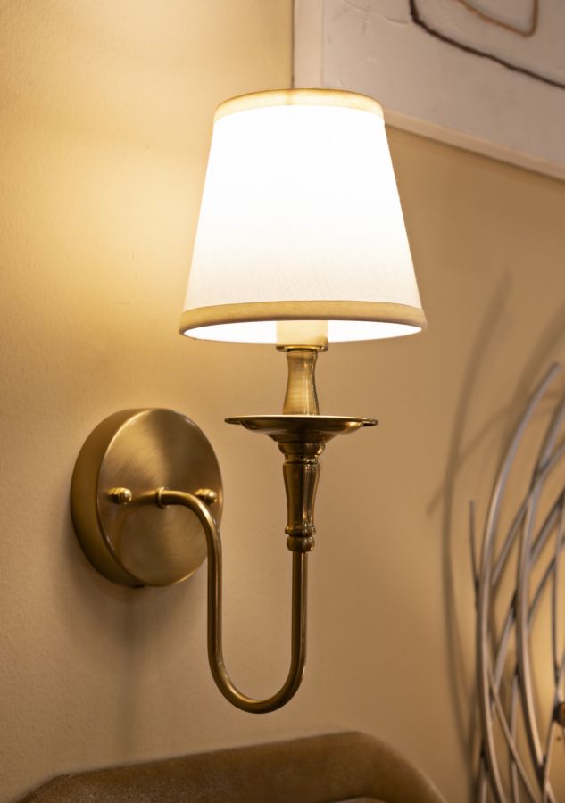 Wandleuchte Bucarest 38cm Stoffschirm Gold Modern