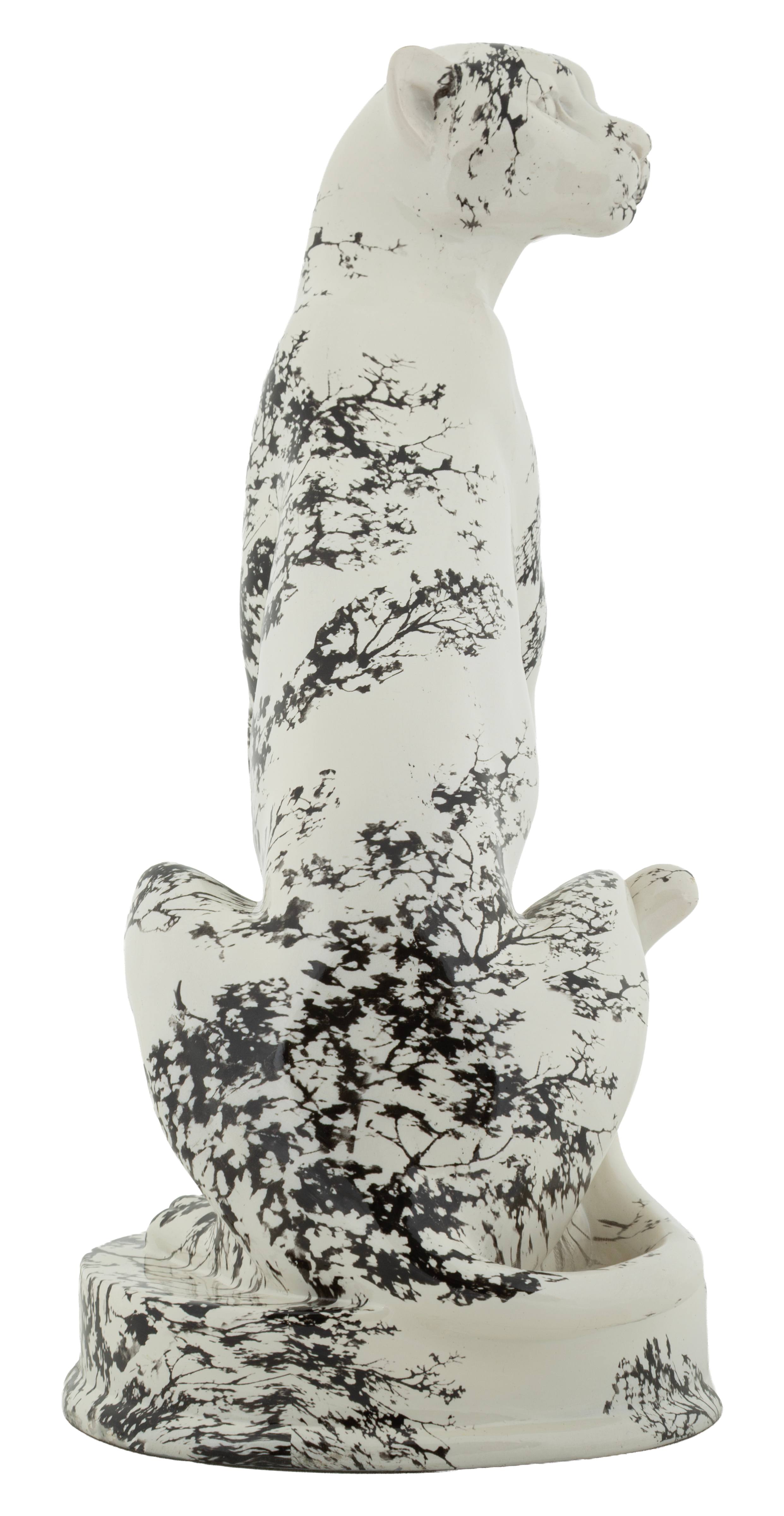 Dekofigur Leopard Okinawa modern Skulptur 42 cm
