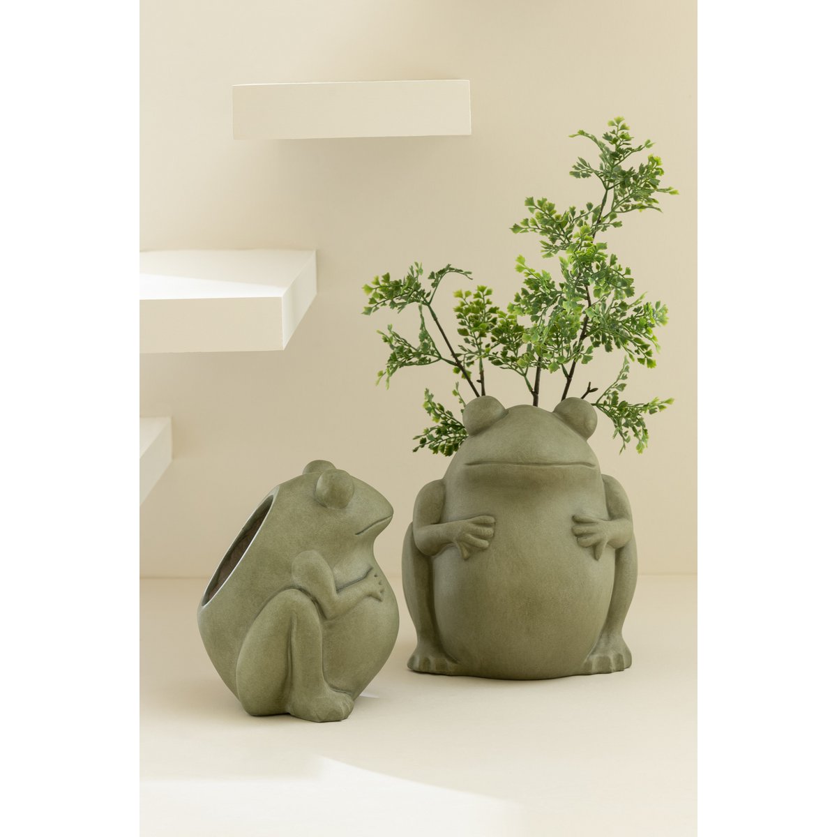 Übertopf Frosch – Große Pflanzenschale aus Ton in Grün