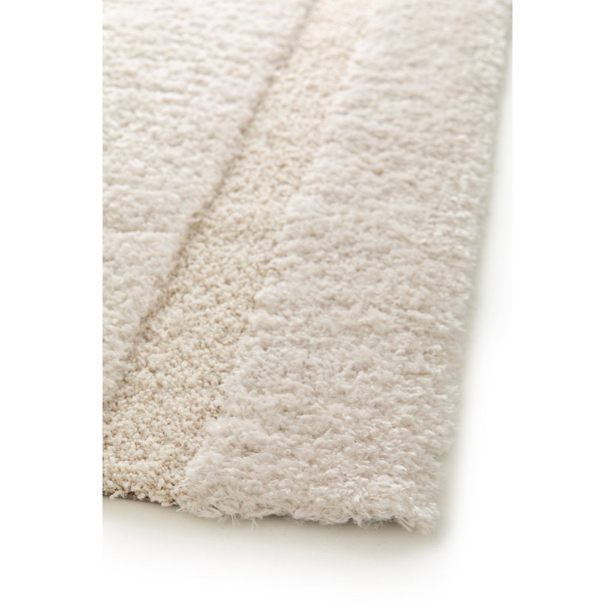 Dicker zotteliger Teppich im recycelten Polyester mit moderner Arkadien -Relief