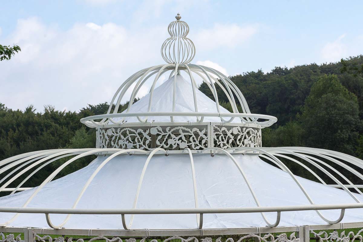 Roof for luxury pavilion romance