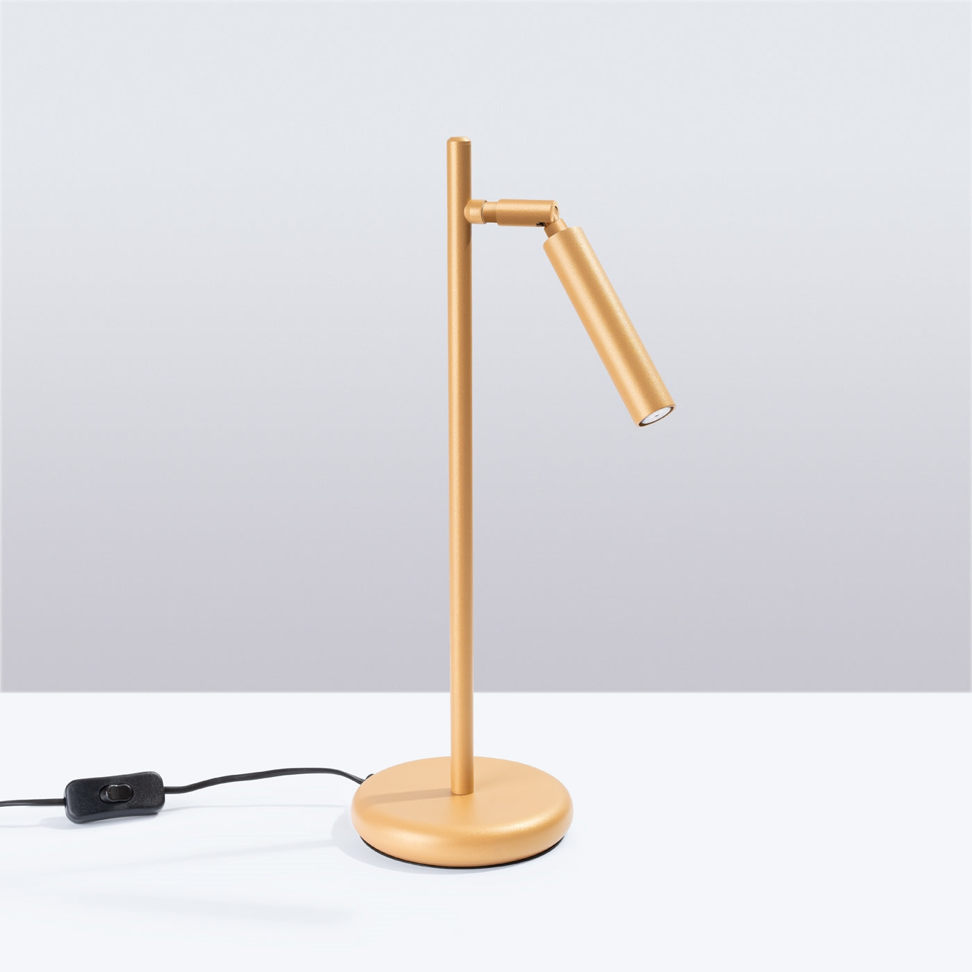 Table lamp PASTELO Gold – Exclusive table lamp for luxurious accents