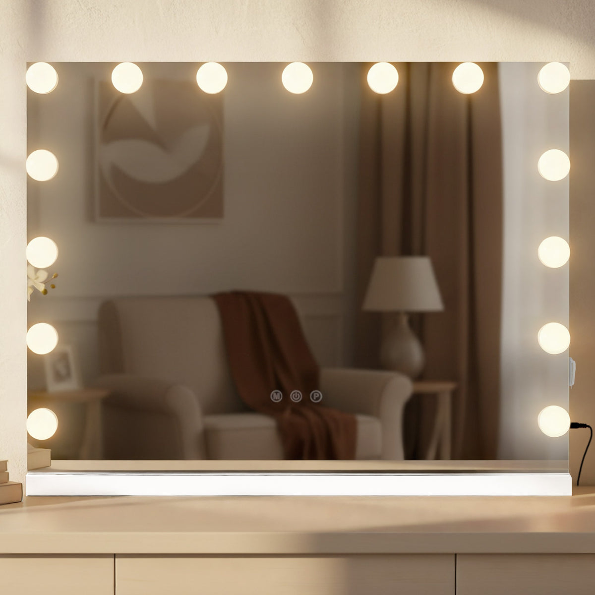 Marlene make-up mirror