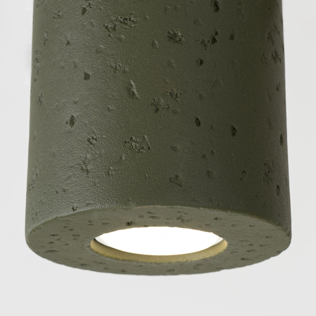 Plafond ORBIS beton olivgrün