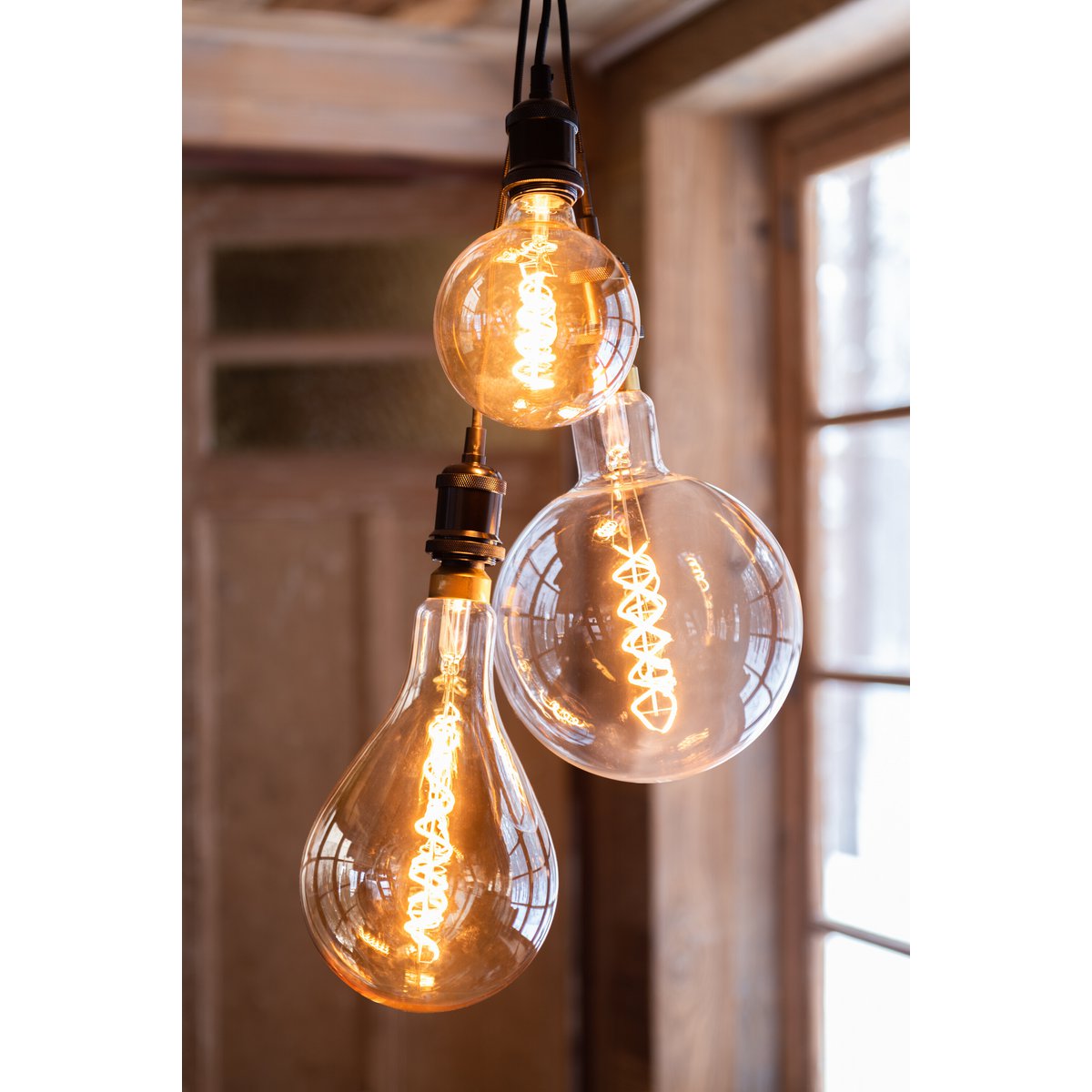 LED Glühbirne Smokey G200 Doppelspiral E27 – Elegante Lichtakzente