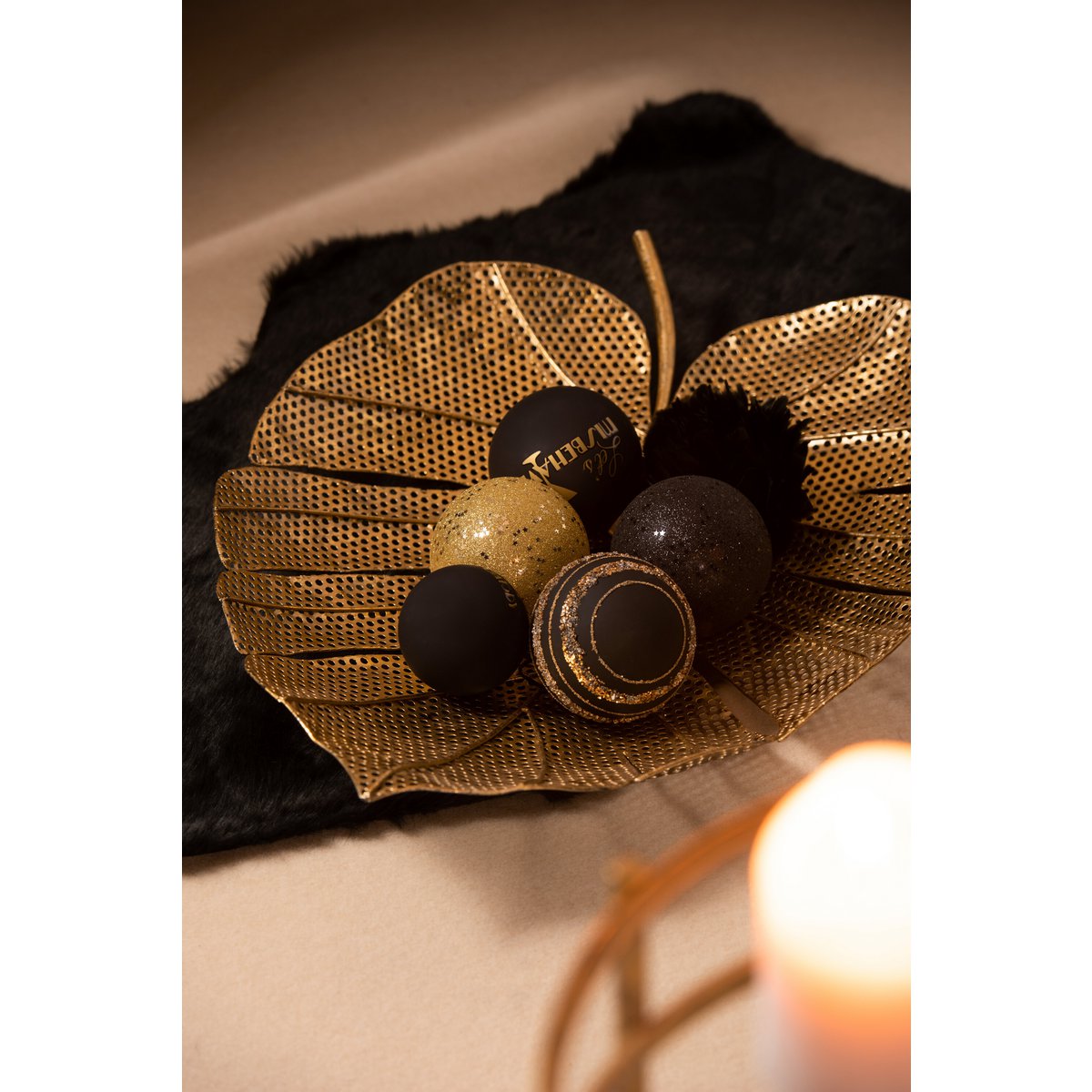 J-Line Weihnachtskugel Pailletten – Glas – Schwarz/Gold – mittel – 4er-Box