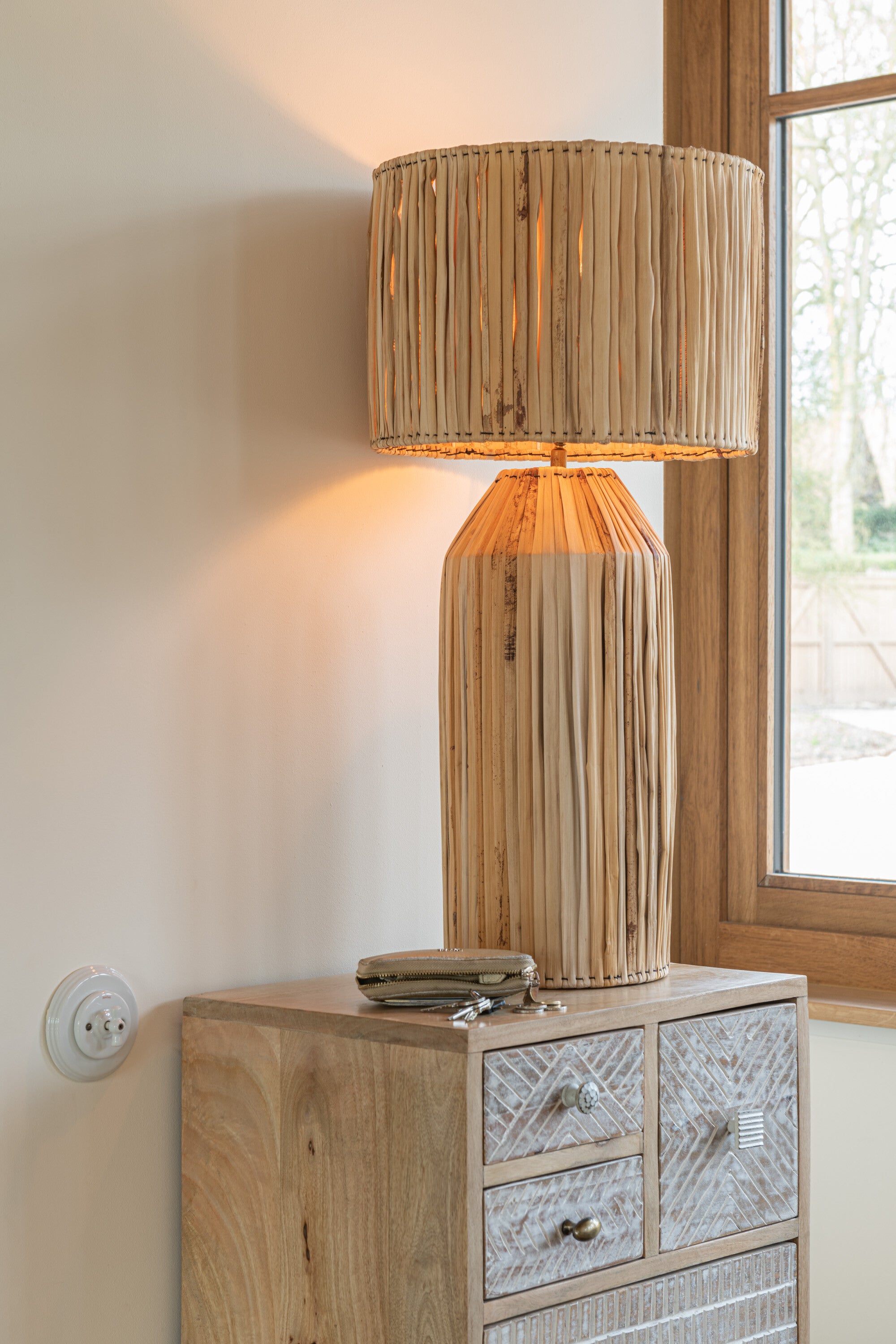 Handgefertigte Hanna Lampe aus Bananenblättern – Natürlicher Charme im Doppelpack