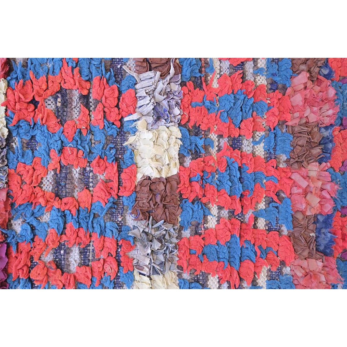 Marokkaner Berber Teppich in recycelten Textilien 71 x 168 cm