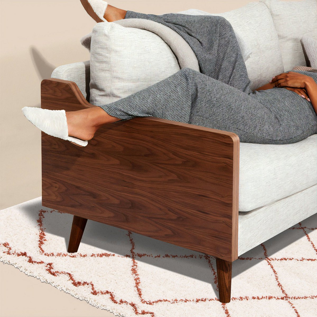 Weicher und voluminöser zotteliger Teppich für warmes Innenraumtifin