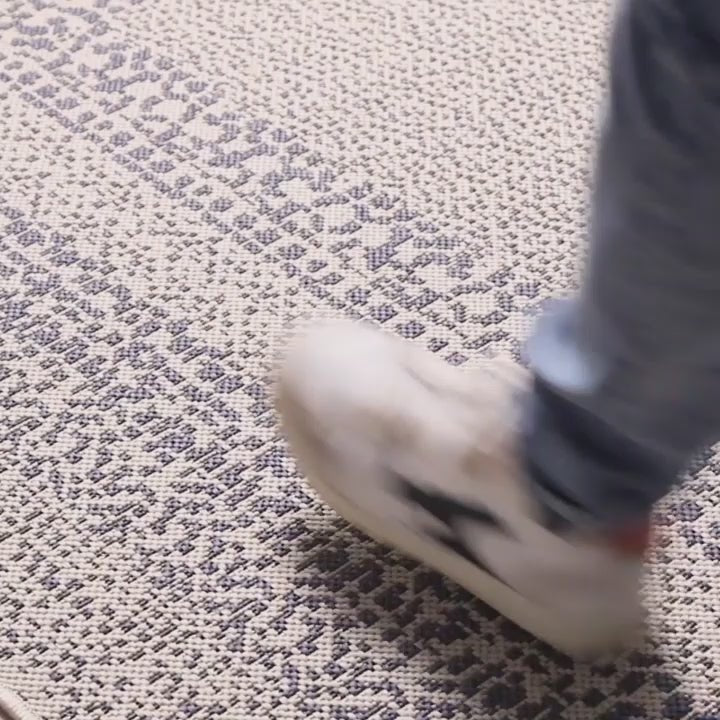 MOSAIQUE-Teppich für den Innen- und Außenbereich im Flur