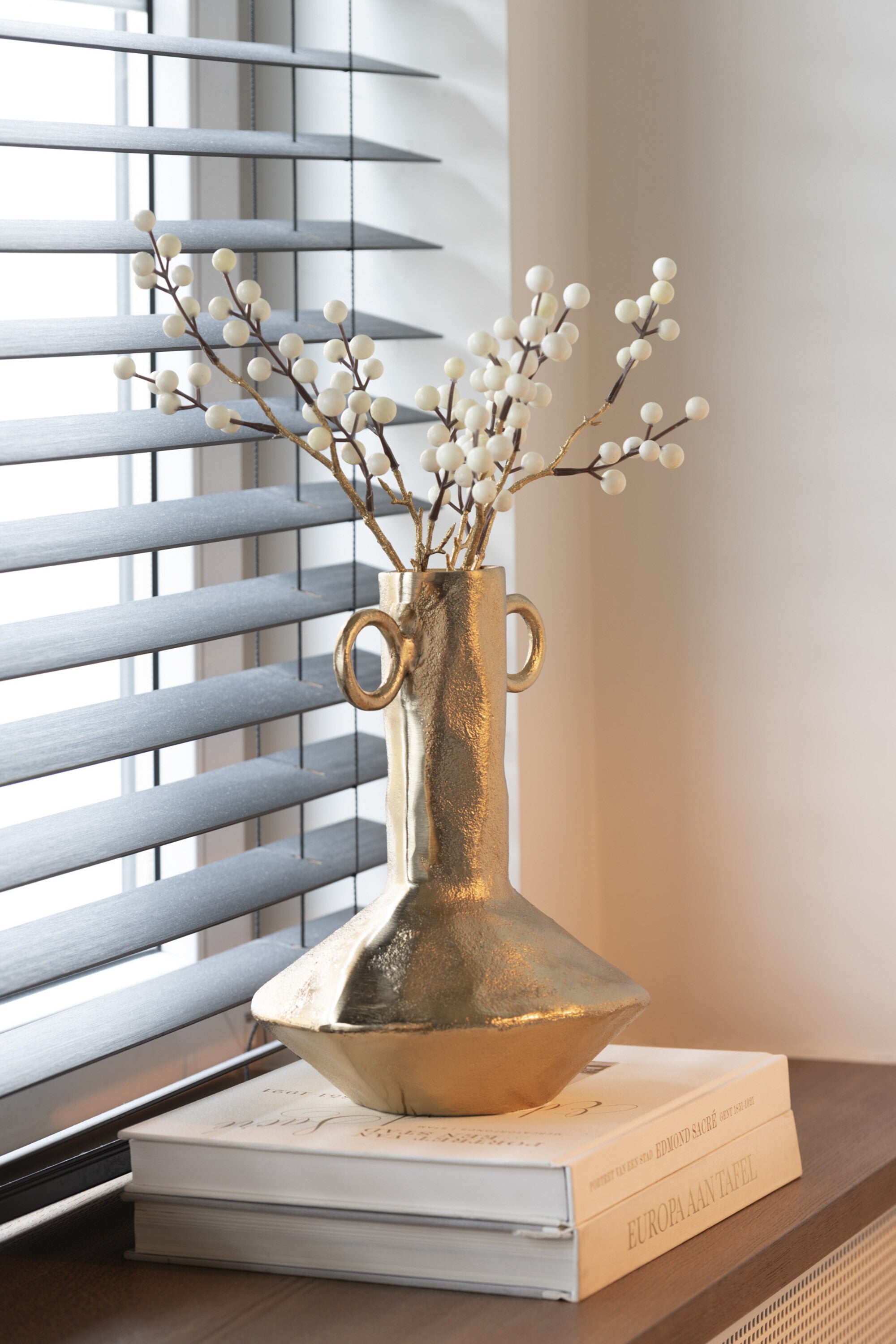 Ritual Vase Gold Aluminium Glänzend Elegant Modern 29cm