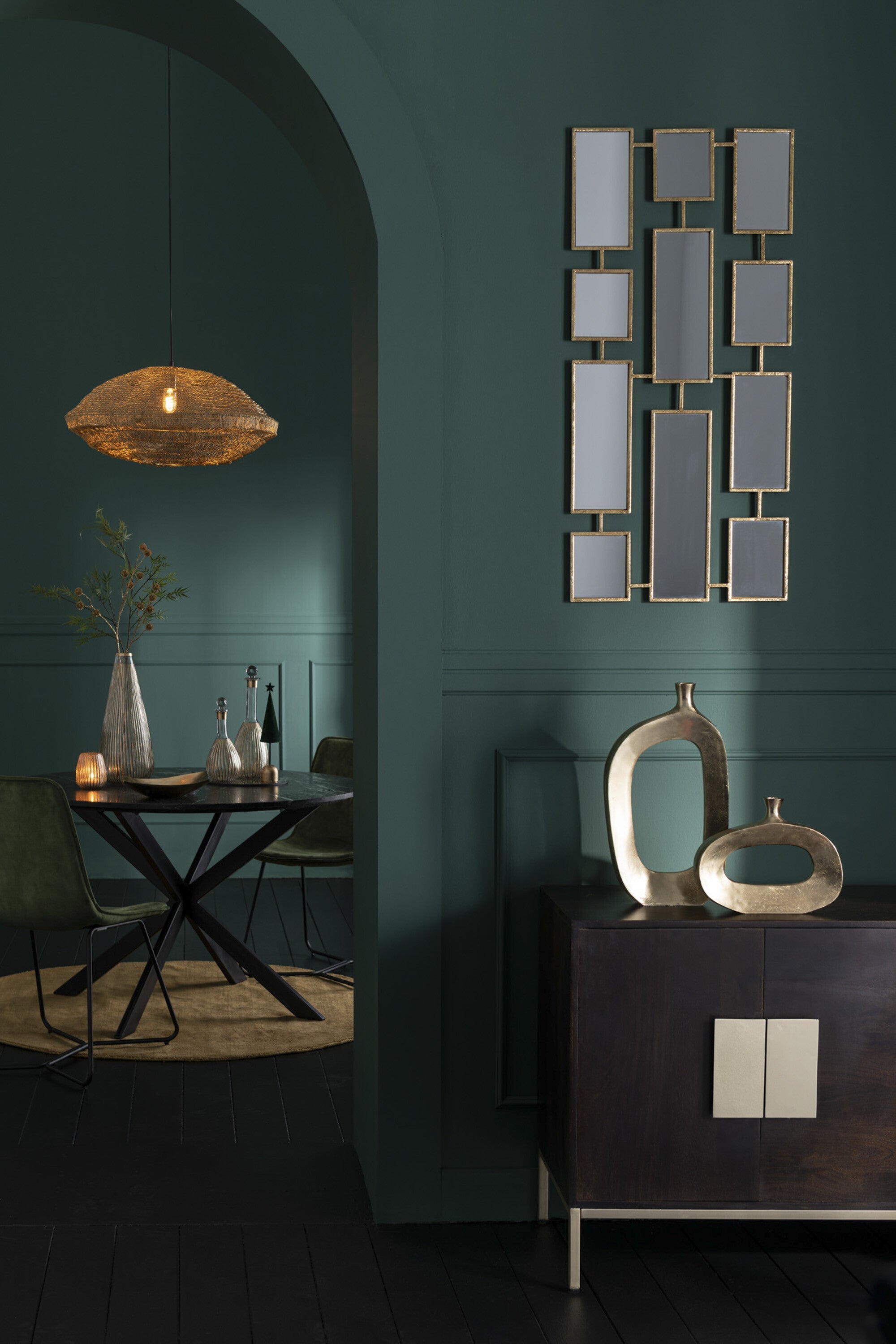 2er Set Vase "Oval" Medium aus Aluminium in Gold