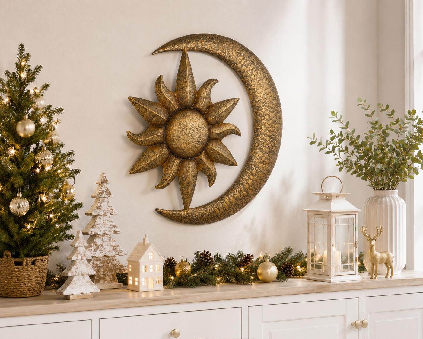 Wandrelief Luminary Mond Sonne Metall bronzefarben
