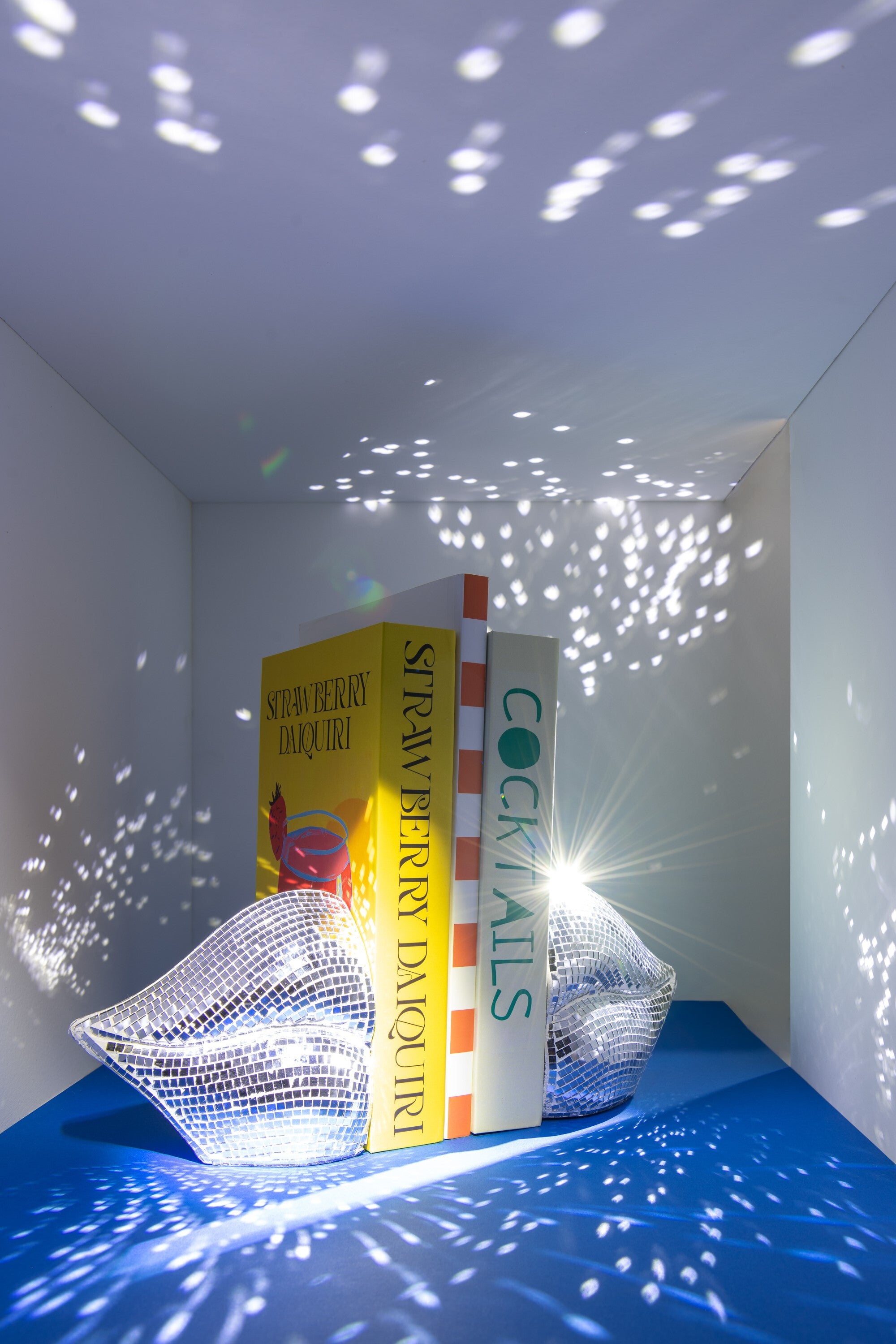 Bücherstützen Lips 2er Set Silber Spiegel Mosaik Disco Resin 13,5 cm