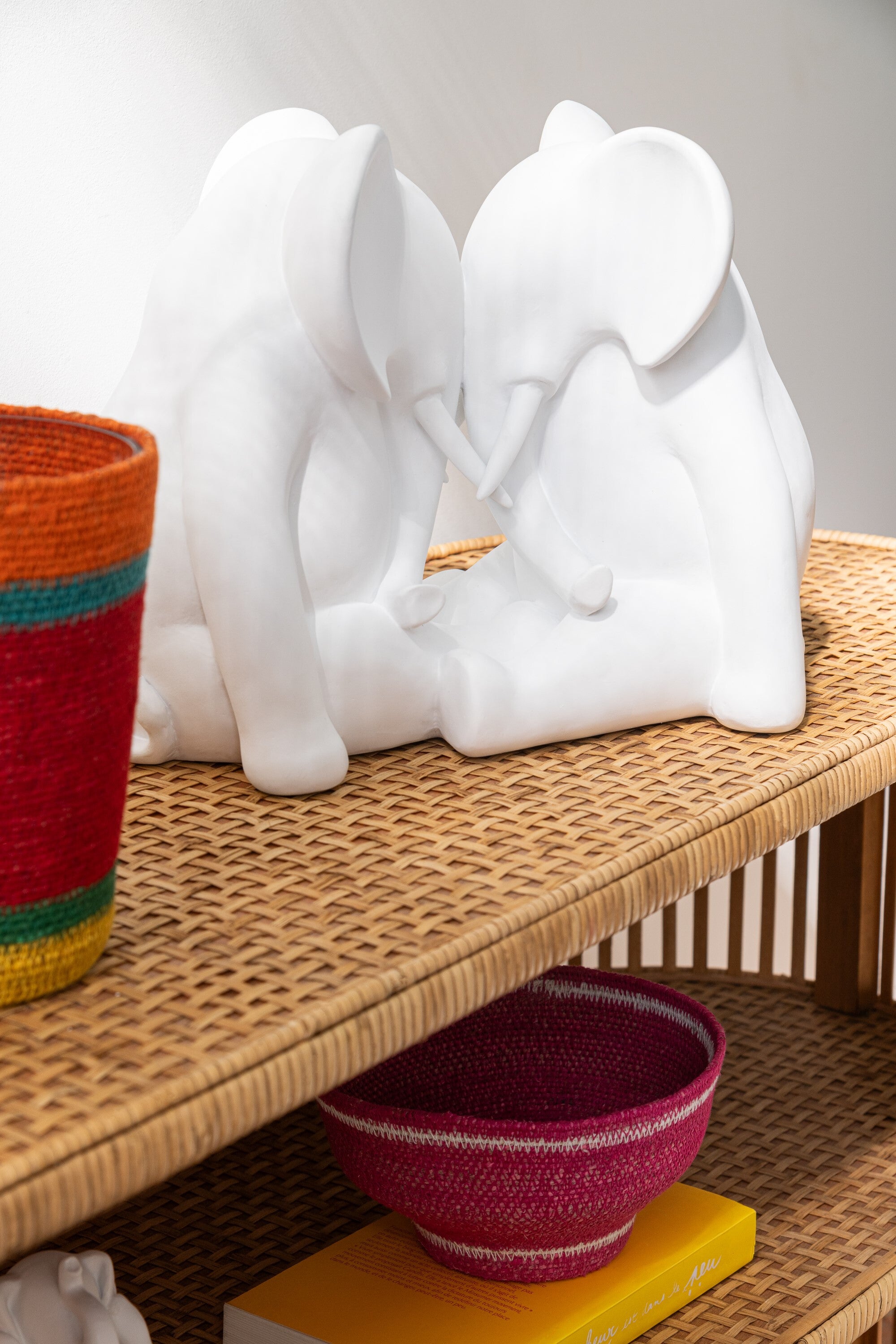 Deko Elefanten Gesicht Zu Gesicht Polyresin Weiß