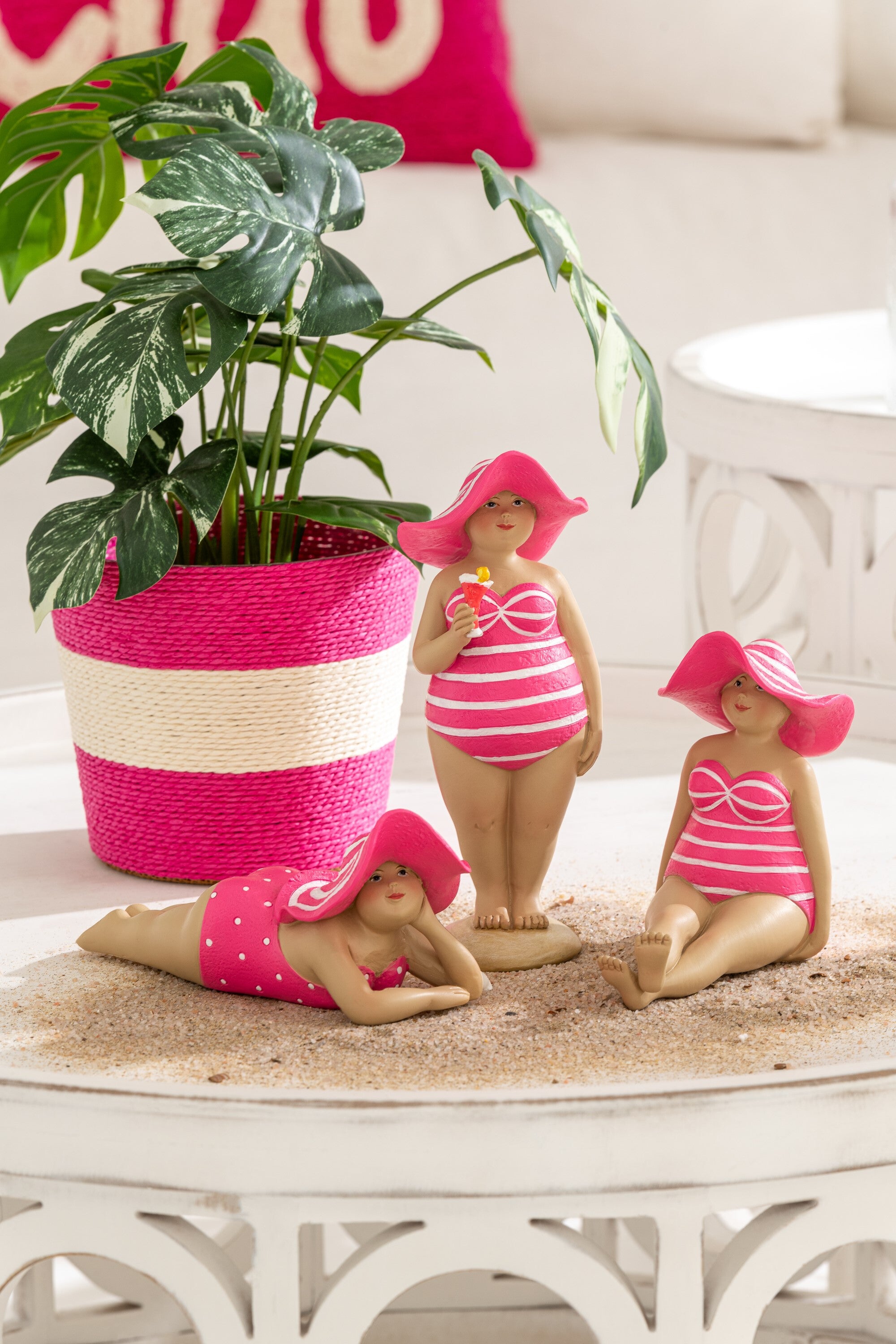 Dekofiguren Strandladies 3er Set Polyresin Bunt mit Hut 21,8 cm