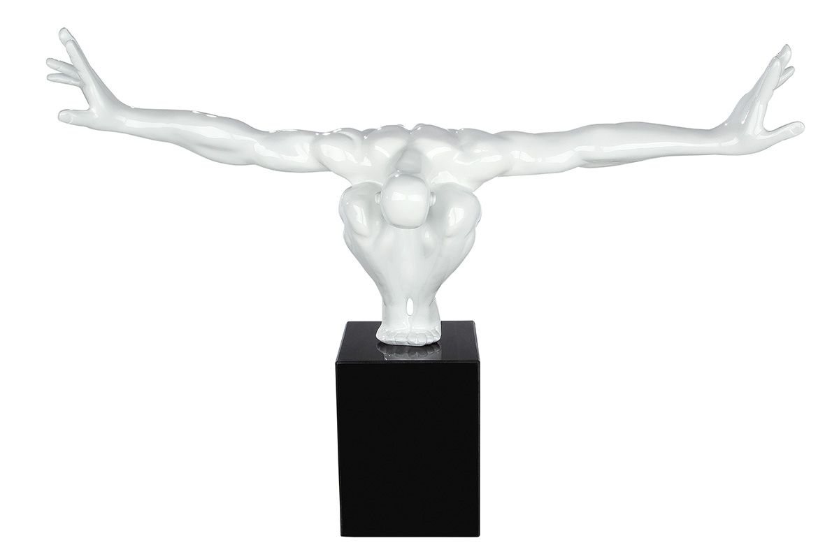 Eindrucksvolle Skulptur Cliffhanger in Weiß Schwarz Kunstharz, Marmor