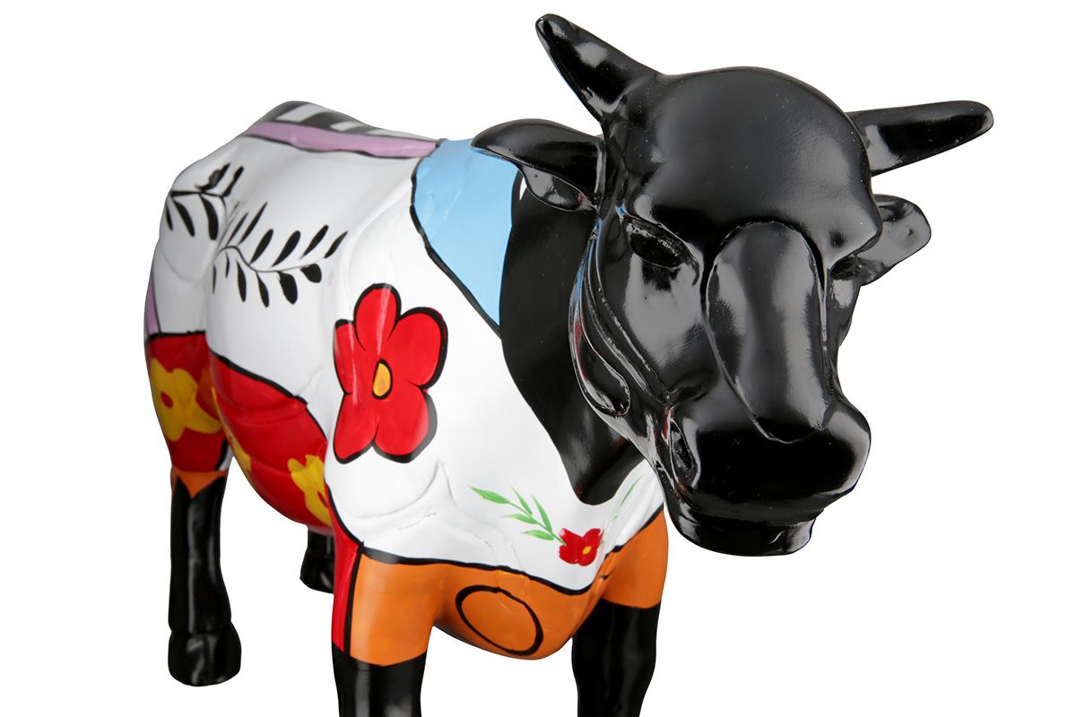 Faszinierende Poly Skulptur 'Cow' im farbenfrohen Street-Art Stil