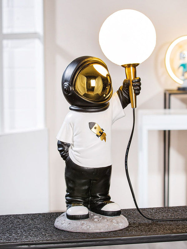 LED Tischleuchte 'Saturn' Astronaut, Goldfarben/Schwarz/Weiß mit USB-Ladeanschluss