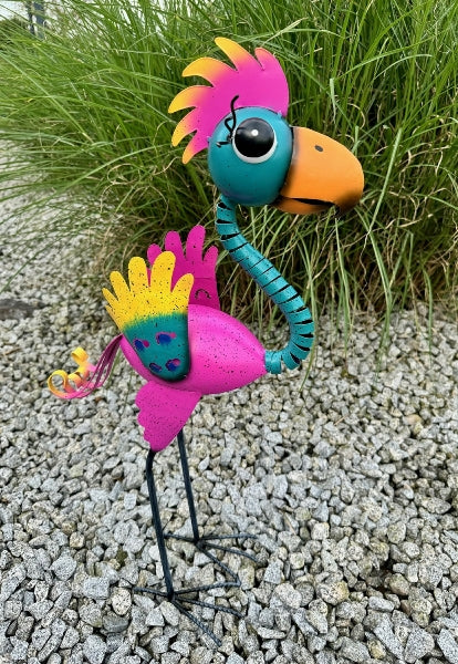 Bunte Metallvogel Skulpturen, 2er-Set, 64cm