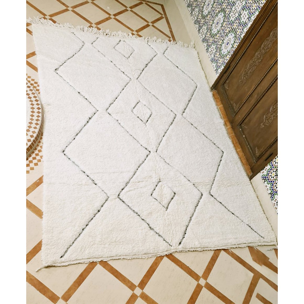 Authentischer Berberteppich aus Kenitra-Wolle 200 x 280 cm