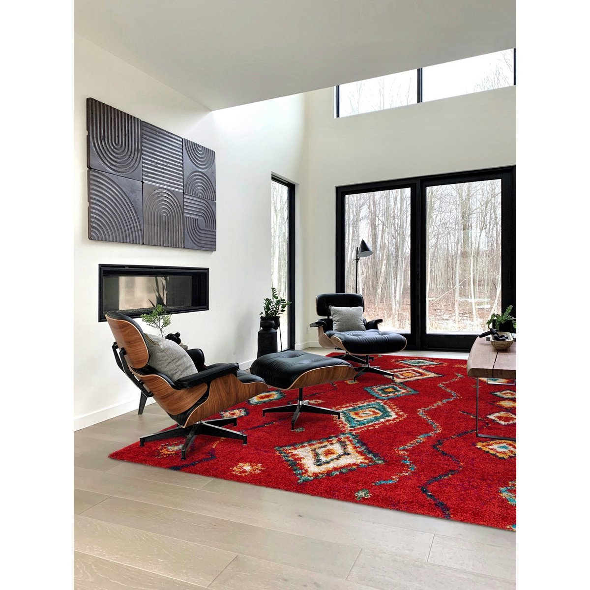 Weiche und voluminöse einheimische ethnische zottelige Teppiche