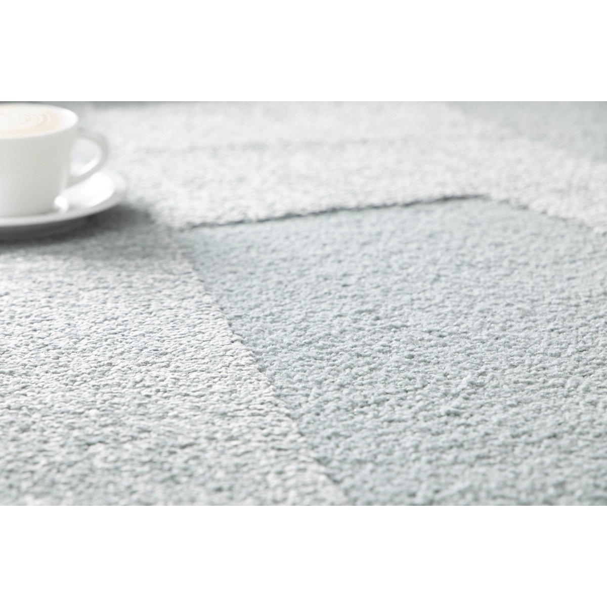 Weicher 3D Relief Teppich Silencio