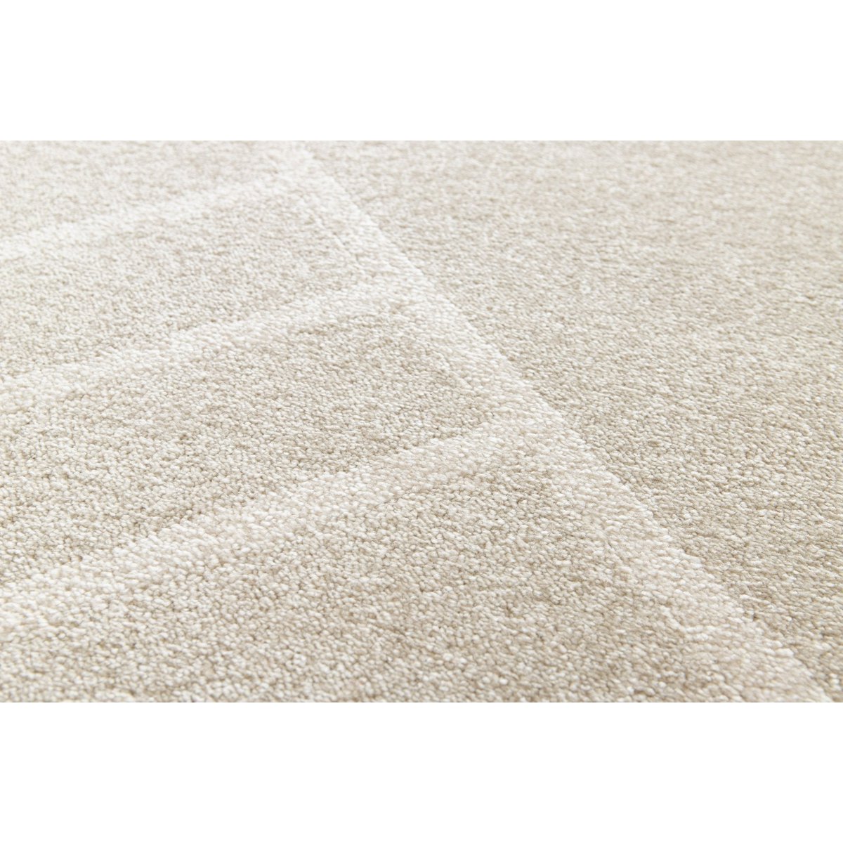 Weicher und widerstandsfähiger geometrischer Teppich Wyatt