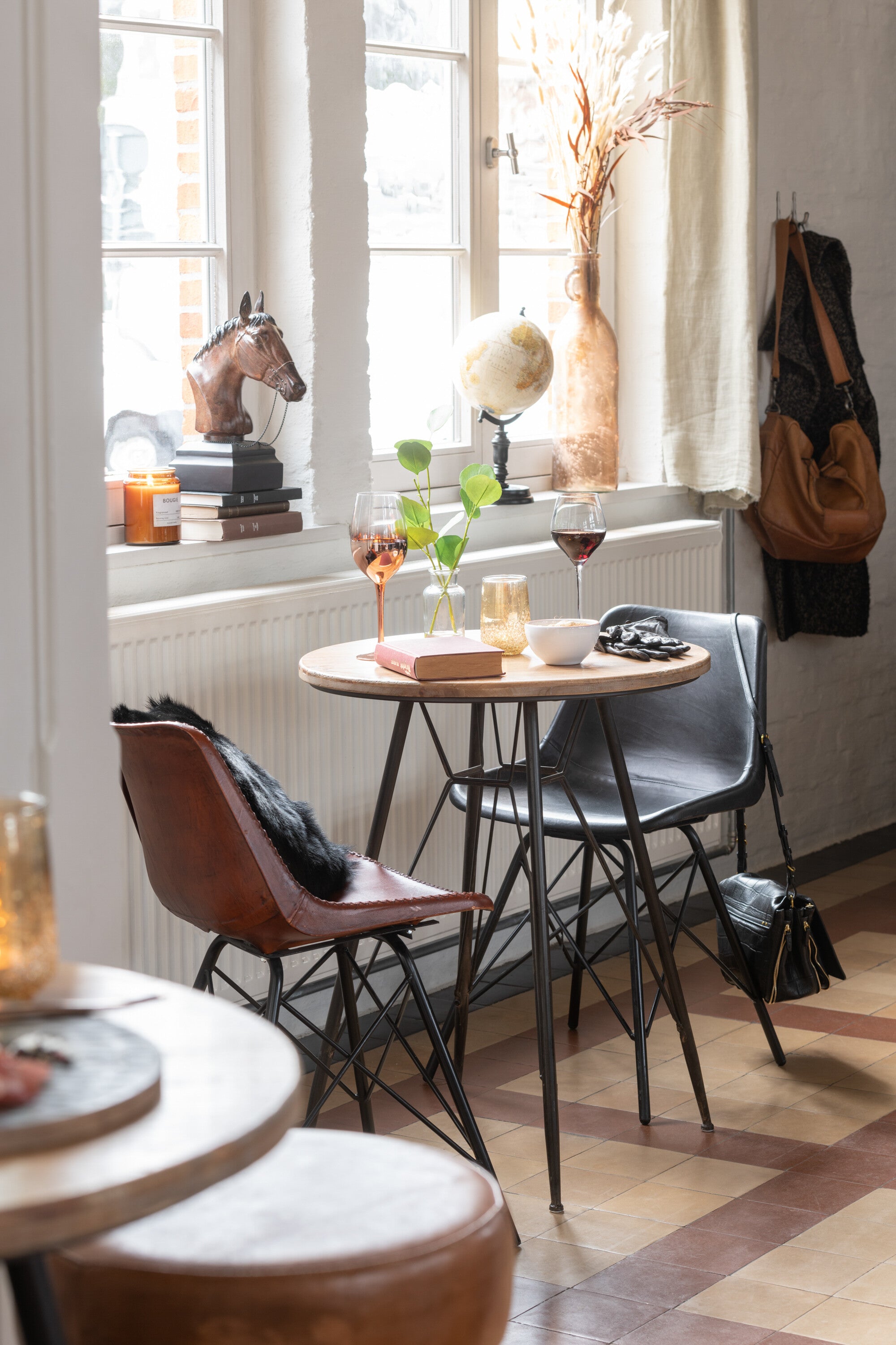 2er Set Loft Echtleder Stühle - Urbaner Chic in Schwarz oder Dunkelbraun