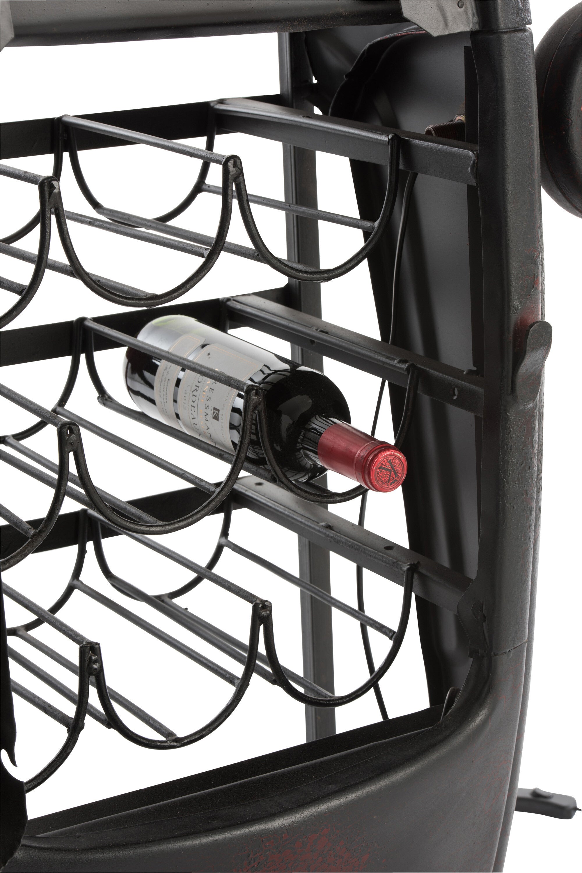 Rustikales handgefertigtes Traktor-Weinregal aus Metall und Holz in Schwarz und Naturfarben