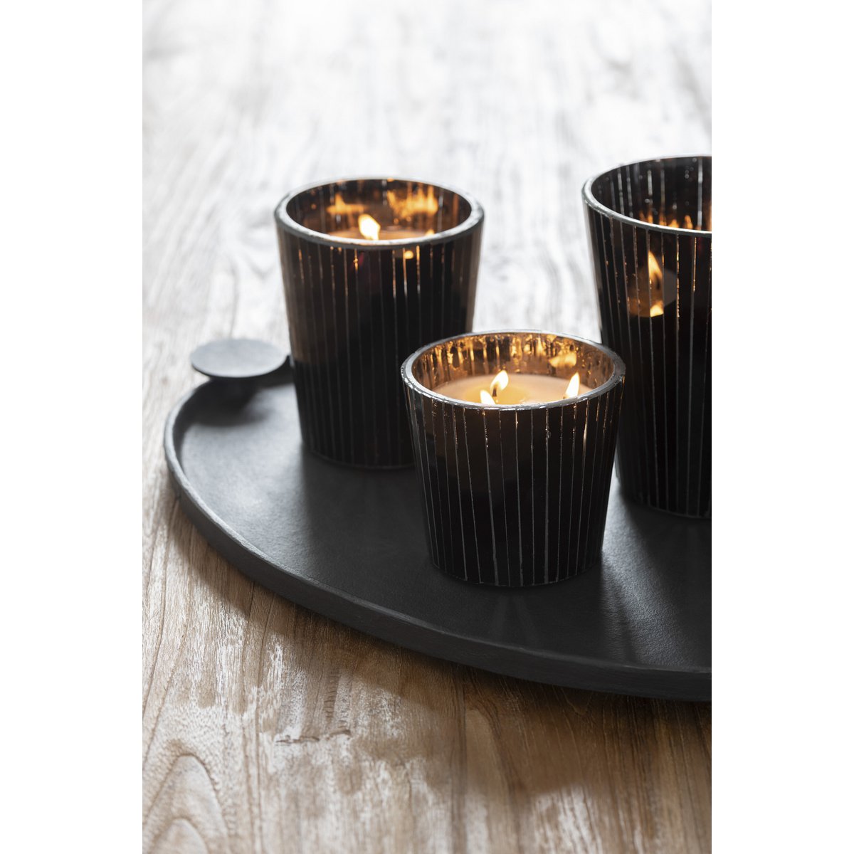 J-Line Duftkerze Noa – Spicy Twilight – Glas – Schwarz – mittel – 55U