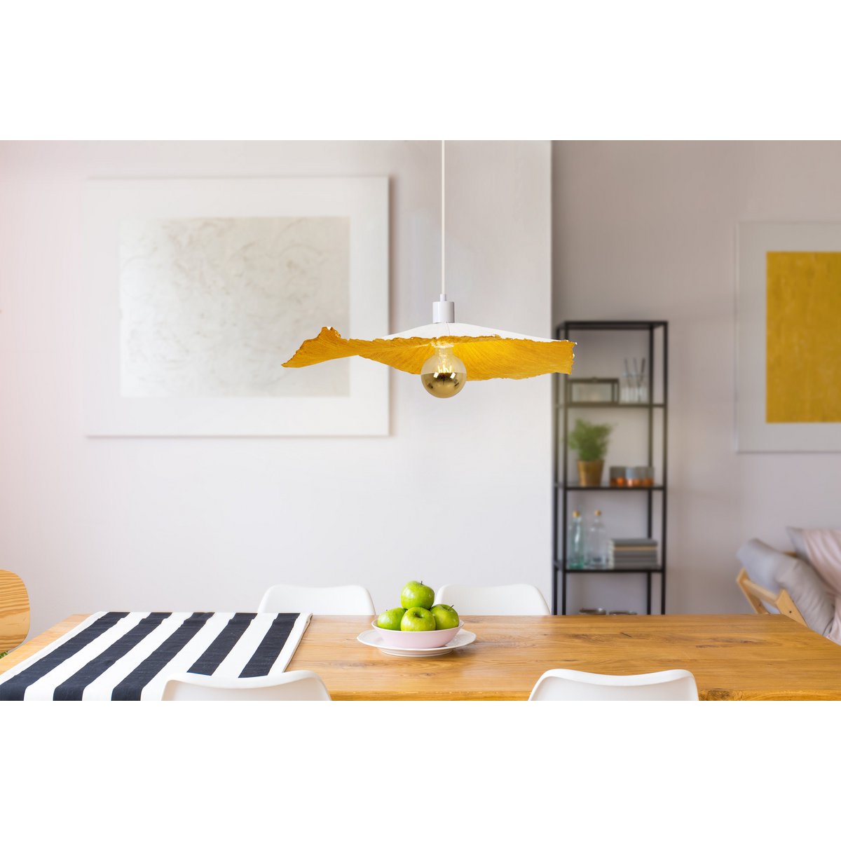 Papier-Pendelleuchte "CRAZY PAPER" Ø 56 cm aus beschichtetem Papier in Weiß, E27-Fassung, Beleuchtung für Wohnräume oder Büro