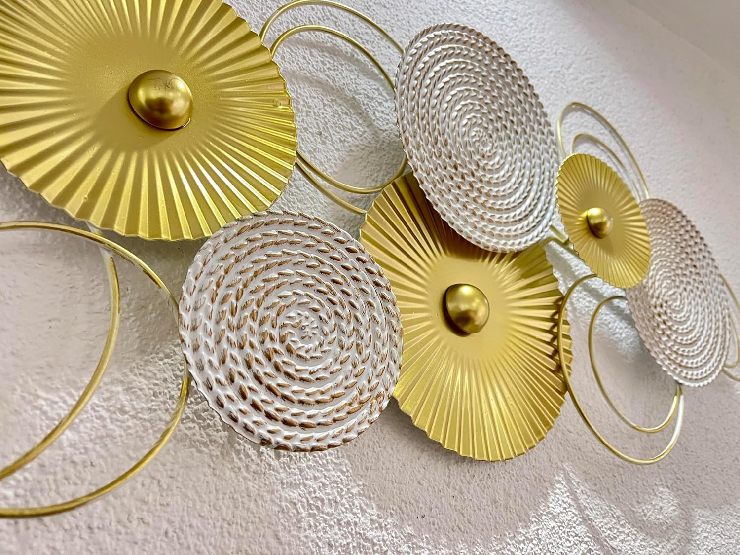 Wanddeko Sixo XL Metall Gold Weiß Creme 83x38cm Modern Shabby Look