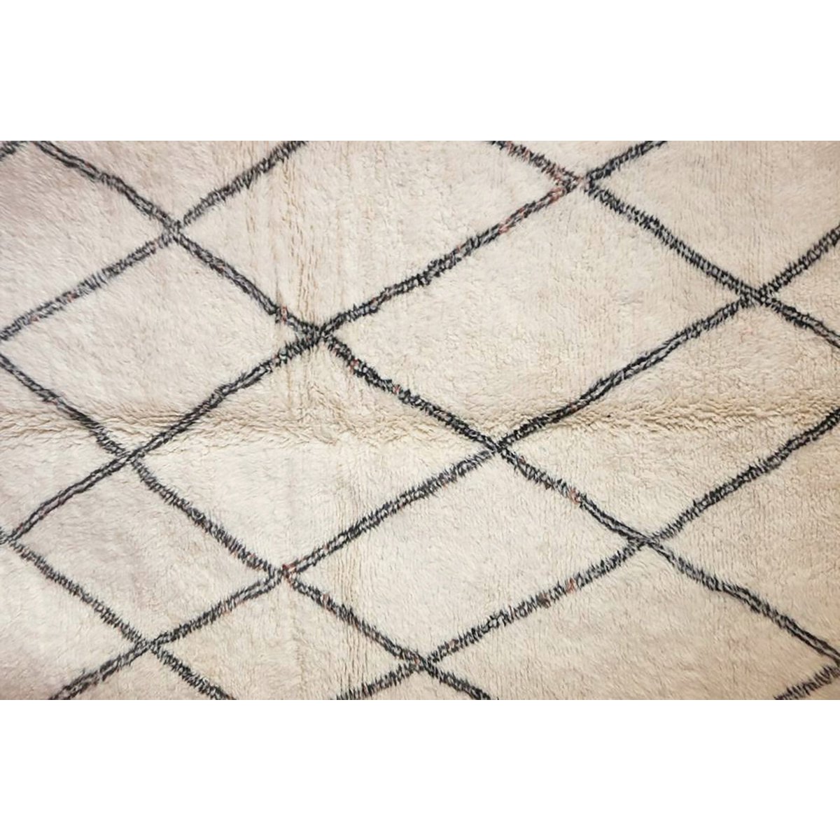 Zeitgenössische Wolle Berber Teppich 168 x 223 cm