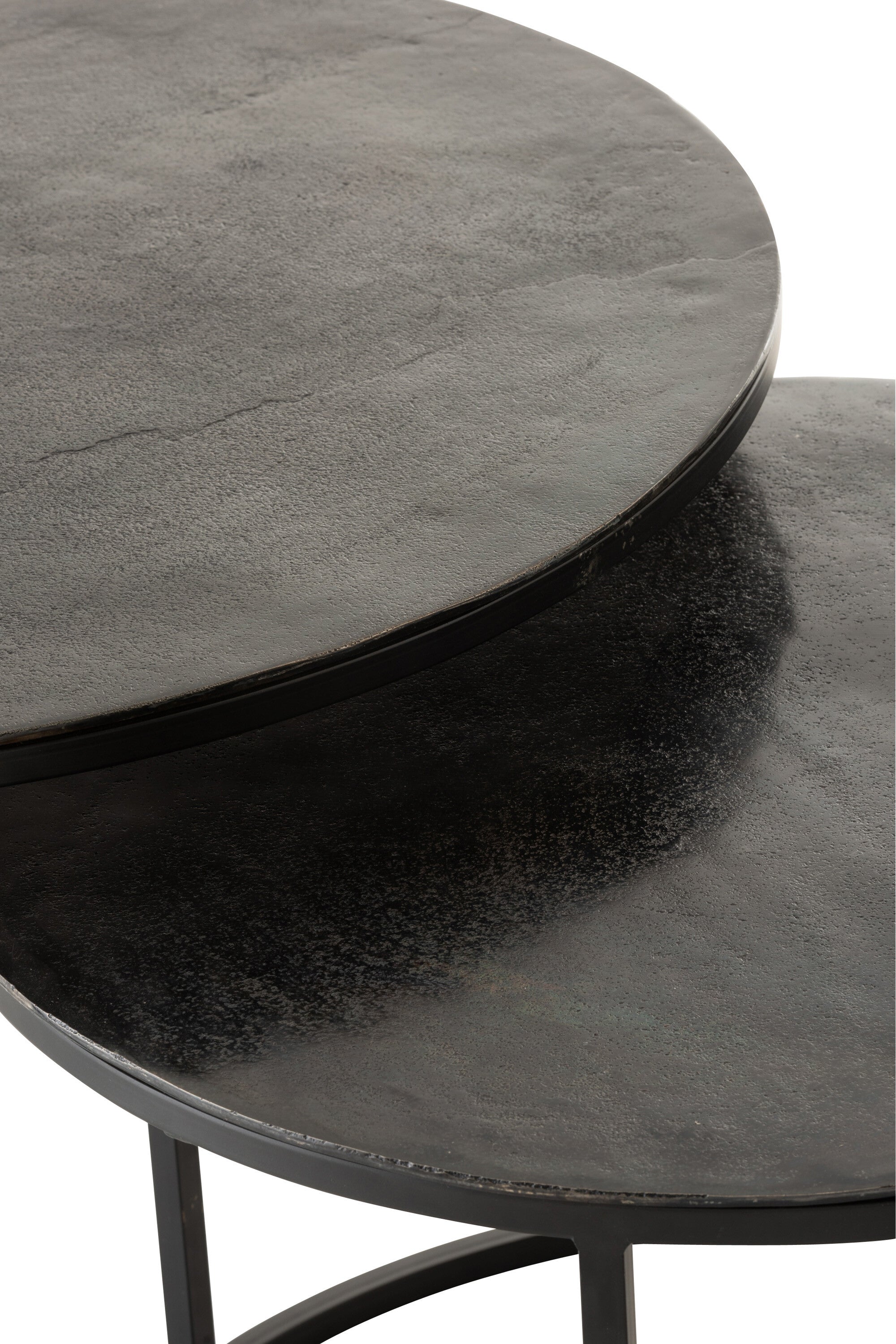Set von 3 Runden Beistelltischen in Antik Schwarz - Oxidisiertes Aluminium/Eisen