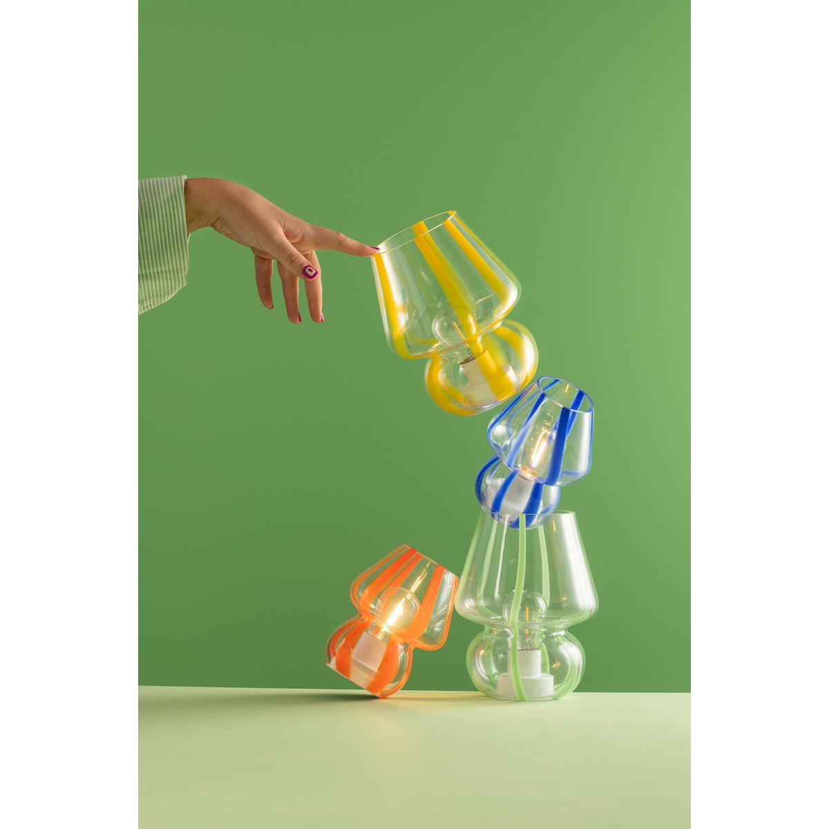 J-Line-Tischlampenstreifen Glas transparent/grün groß