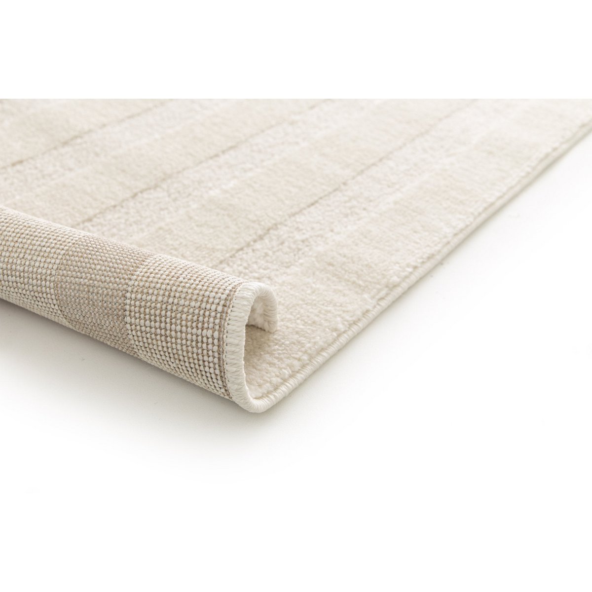 Weicher und komfortabler und grafischer Bogen Teppich