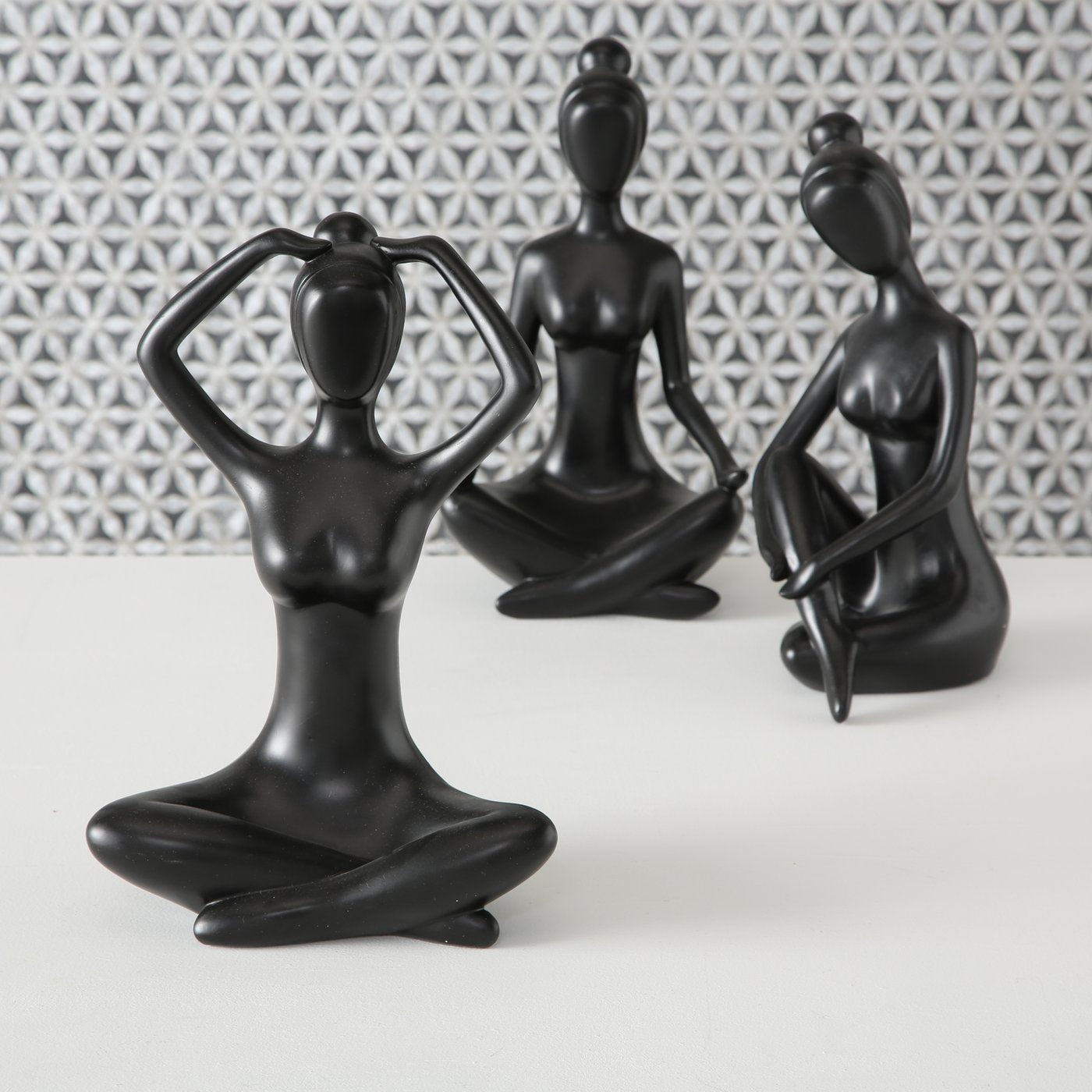 XXL Schwarze Yoga Figuren Set Handbemale Skulpturen für Meditation und Dekoration, 30 cm Höhe