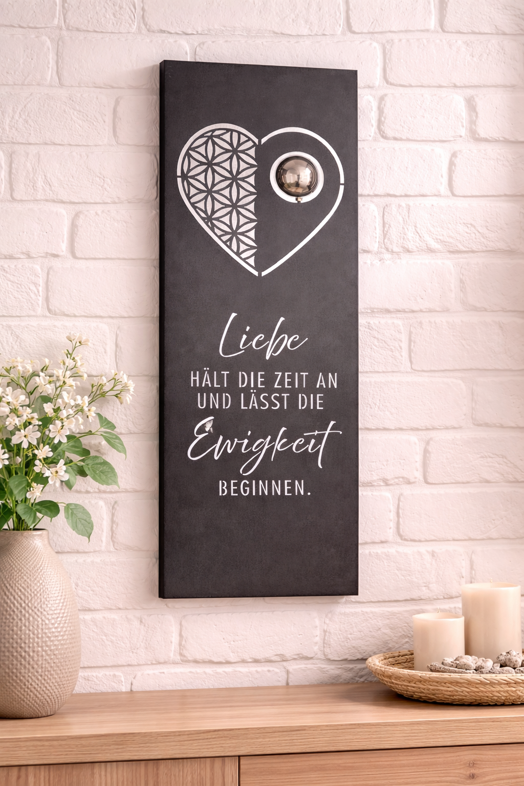 Wandrelief Herzzeit Ewigkeit grau