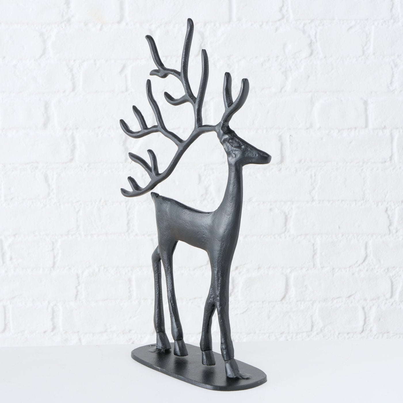 Moderne Eleganz – Hirschfiguren-Set 'Nero' in Schwarz, 3-tlg