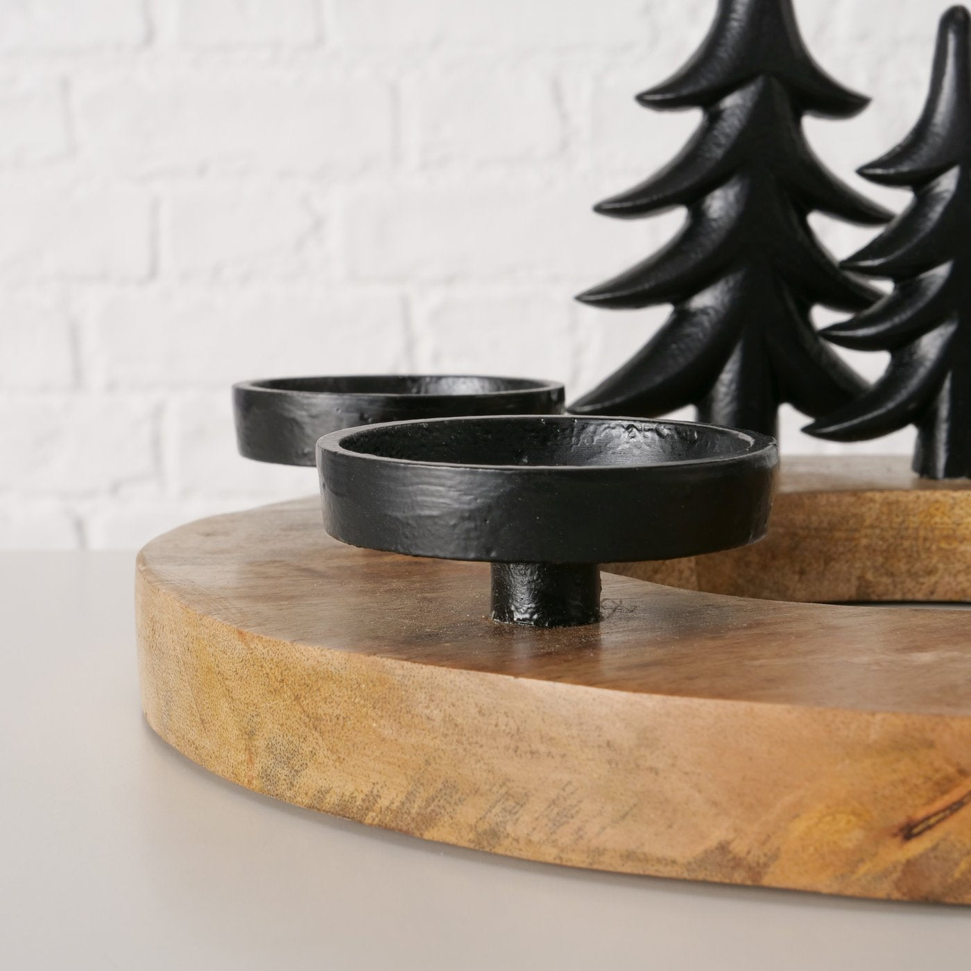 Adventskranz Winterwald Rund aus Holz und Metall 30 cm Rund