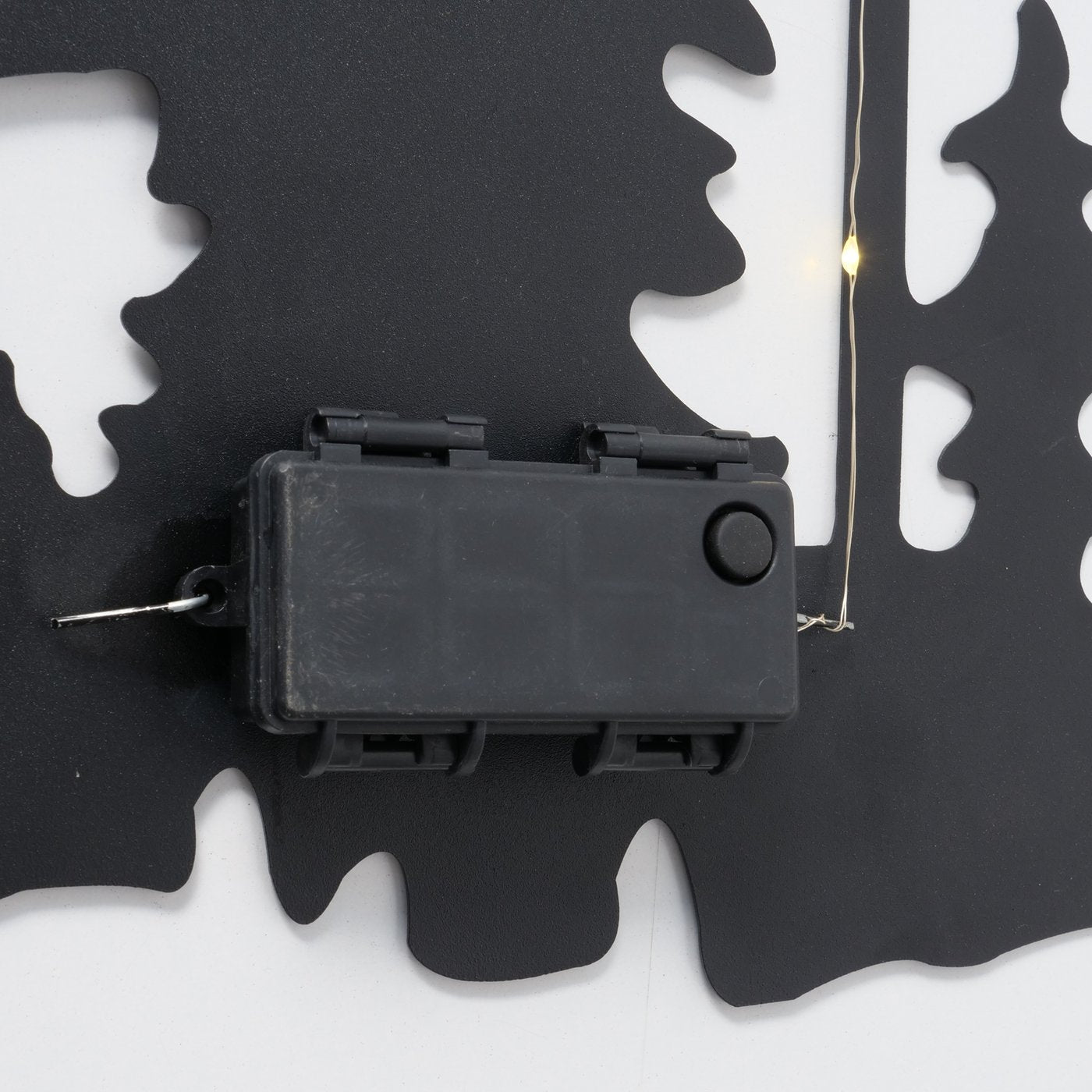 LED Wandobjekt Hirsch im Waldblick – Schwarzes Metall Design