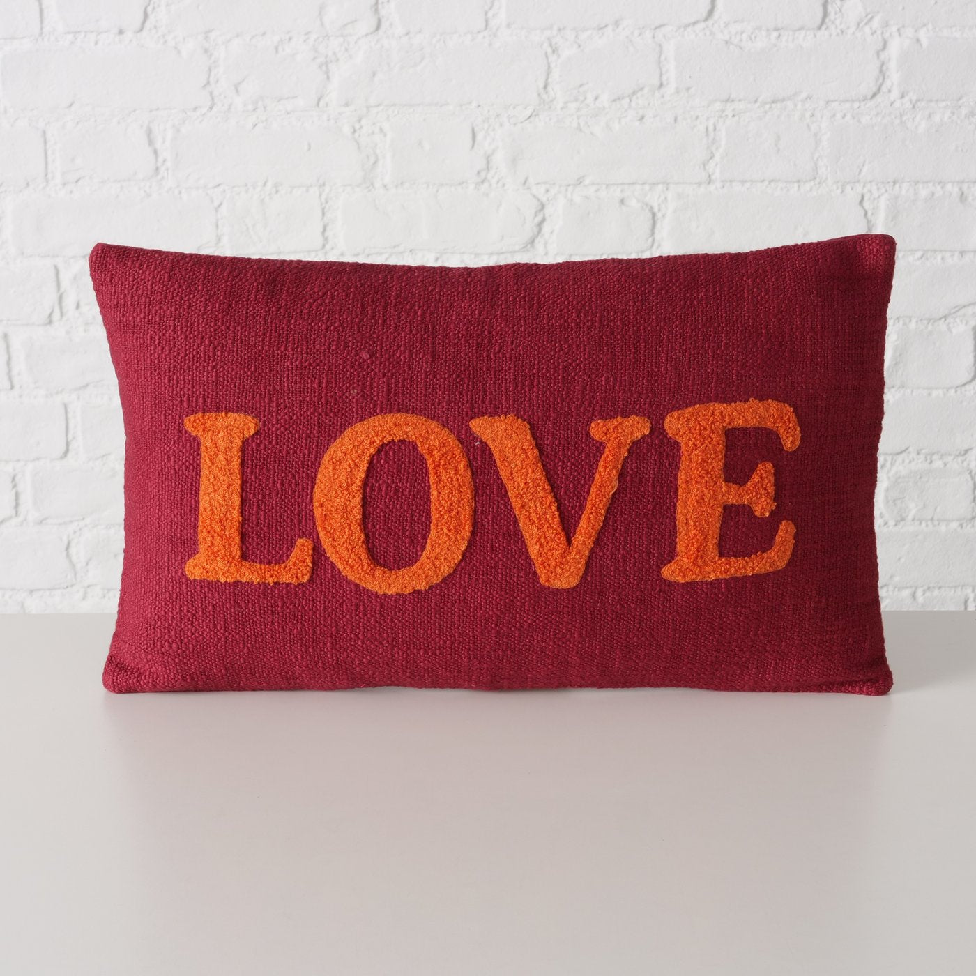 Kissen Love in Orange und Weinrot, 50x30 cm