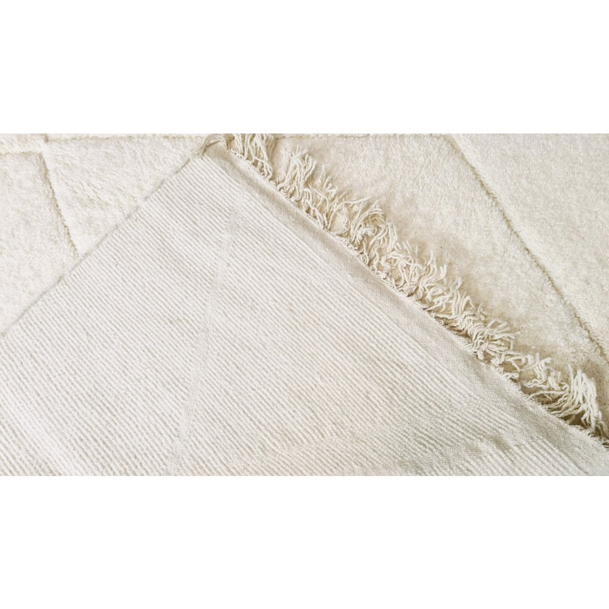 Berberteppich Beni Ouarain aus reiner Wolle mit schlichten Rauten