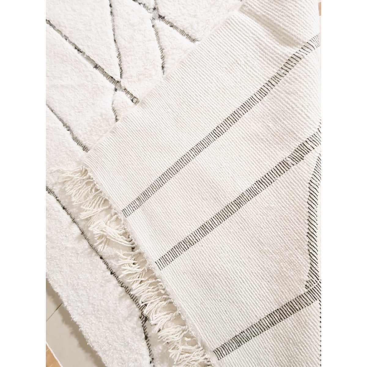 Berber Teppich handgefertigt in Marokko 100 % Wolle 160x250 cm