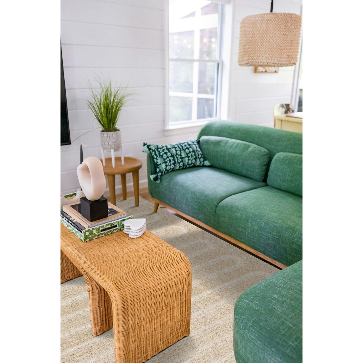 Recycelter Polyester -Reliefteppich mit raffiniertem Eolya -Design